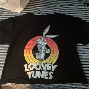 Looney Toons Buggs Bunny t Shirt.